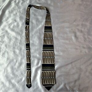 Requirements Silk Tie